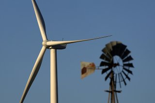 La société Energie Renouvelable du Languedoc (ERL), filiale du groupe Valeco, qui exploite sept éoliennes sur le massif de l'Escandorgue, sur les contreforts du Massif central, a également été condamnée à 200'000 euros d'amende, dont 100'000 avec sursis. (photo symbole) KEYSTONE/AP/CHARLIE RIEDEL